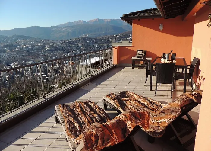 Sonniges Paradies Mit Seeblick Und Panoramaterrasse