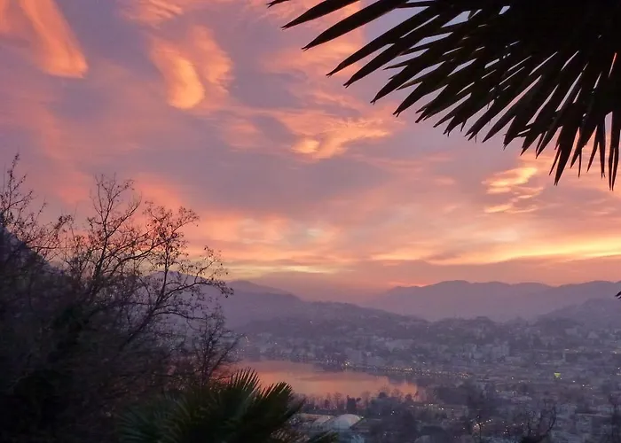 Апартаменты Sonniges Paradies Mit Seeblick Und Panoramaterrasse