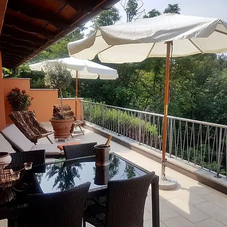 Sonniges Paradies Mit Seeblick Und Panoramaterrasse Apartmán